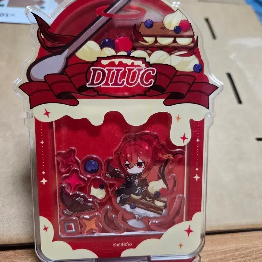 [BUNJANG] Genshin Impact Diluc Acrylic Shaker Stand / 원신 공식 카페 다이루크 아크릴 쉐이커 스탠드