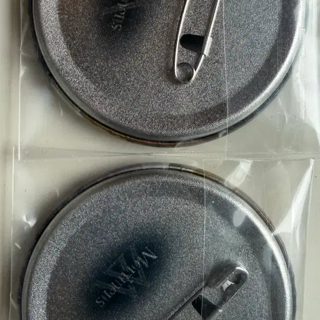 [BUNJANG] Morimens Forgotten Eve Tabi Tawil Badge / 모리멘스 망각전야 타비 타윌 뱃지