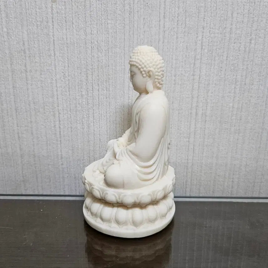 [BUNJANG] Handmade Buddhist Shakyamuni Buddha Statue - Resin, Beige / 불교 석가모니 불상 조각상 인테리어 장식 소품 테이블 선반 수납 정리 현관 화장실 책상 식탁 테이블
