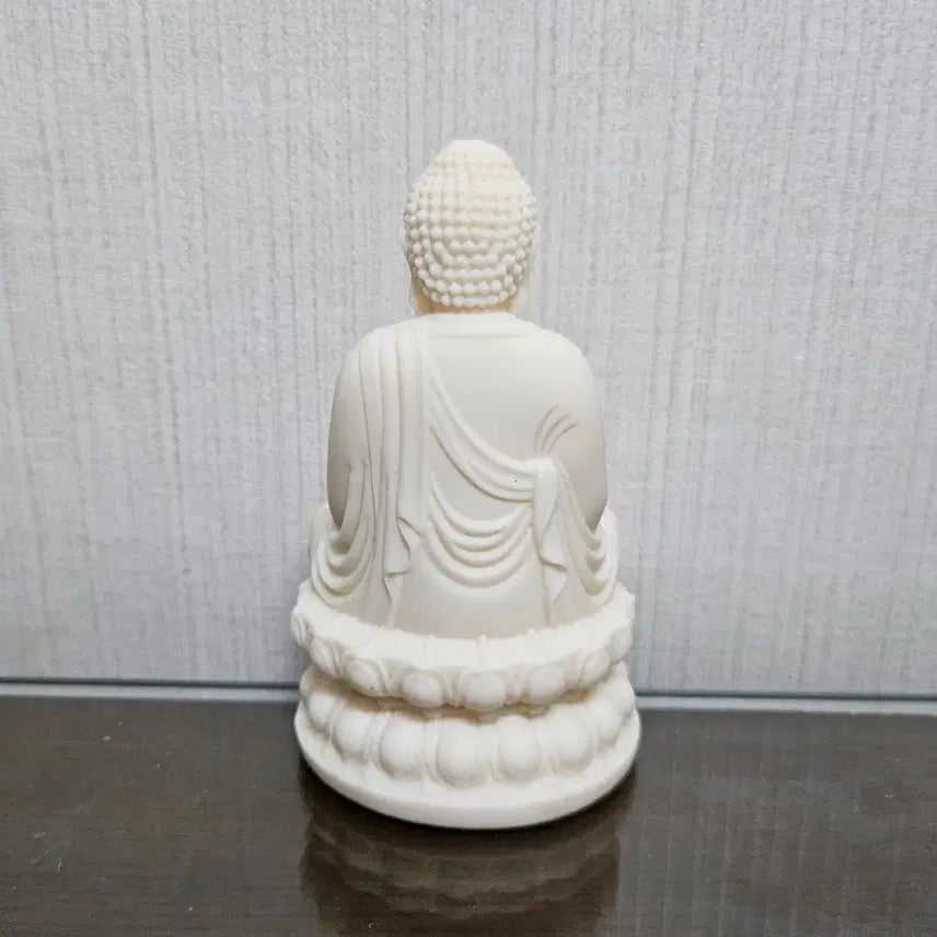 [BUNJANG] Handmade Buddhist Shakyamuni Buddha Statue - Resin, Beige / 불교 석가모니 불상 조각상 인테리어 장식 소품 테이블 선반 수납 정리 현관 화장실 책상 식탁 테이블
