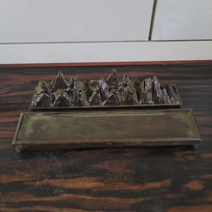 [BUNJANG] Landscape Pattern Bronze Incense Burner / 산수 문양 적동 향로