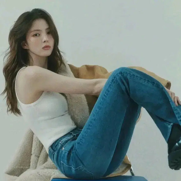 [BUNJANG] Han So Hee Singles Magazine Pictorial and Interview / (마지막한권,새상품)<알고있지만><경성크리처><프로젝트Y>배우 한소희님 화보와 인터뷰 실린 싱글즈 잡지 양도