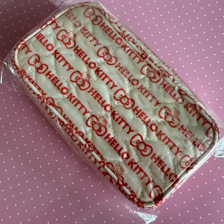 [BUNJANG] Vintage Hello Kitty Quilted Pouch / 고전 헬로키티 퀑팅파우치