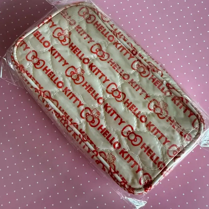 [BUNJANG] Vintage Hello Kitty Quilted Pouch / 고전 헬로키티 퀑팅파우치