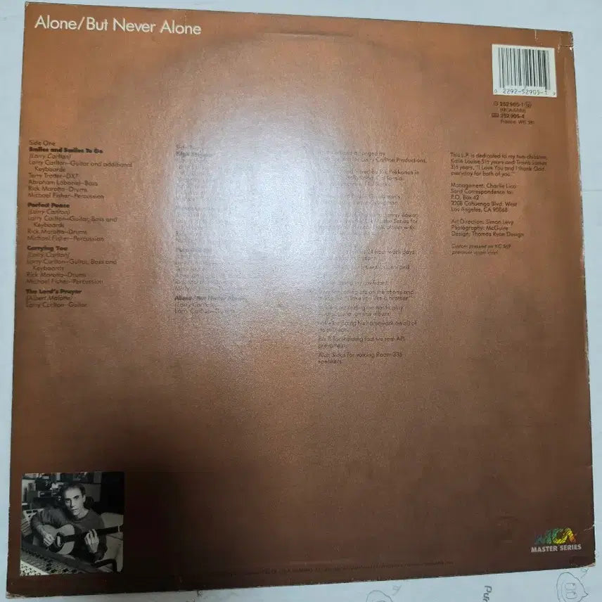 [BUNJANG] Larry Carlton Import Jazz Guitarist LP / 래리 칼튼 LP 수입반 재즈 기타리스트