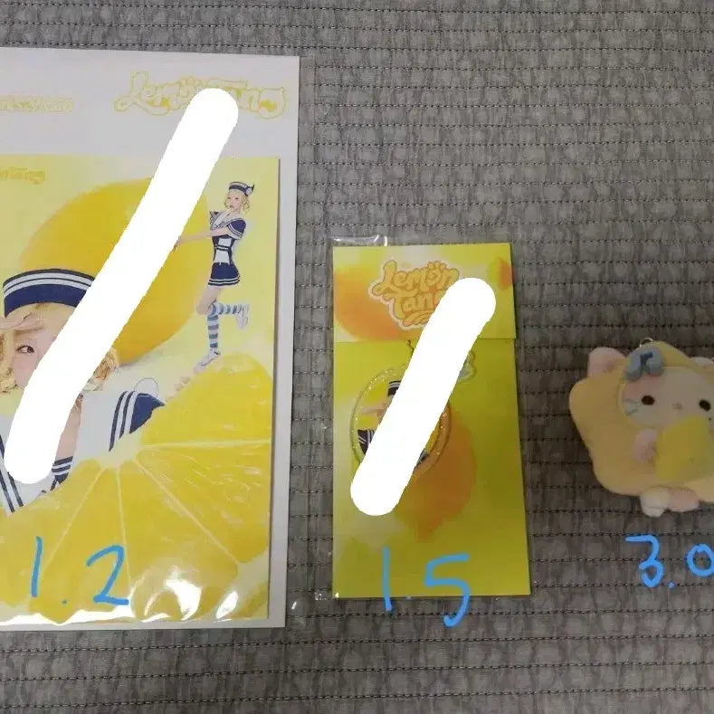 [BUNJANG] HaTuHa Lemon Tang Stella Lemon Doll Acrylic Keyring / 하투하 레몬탱 스텔라 레몬인형 아크릴 키링