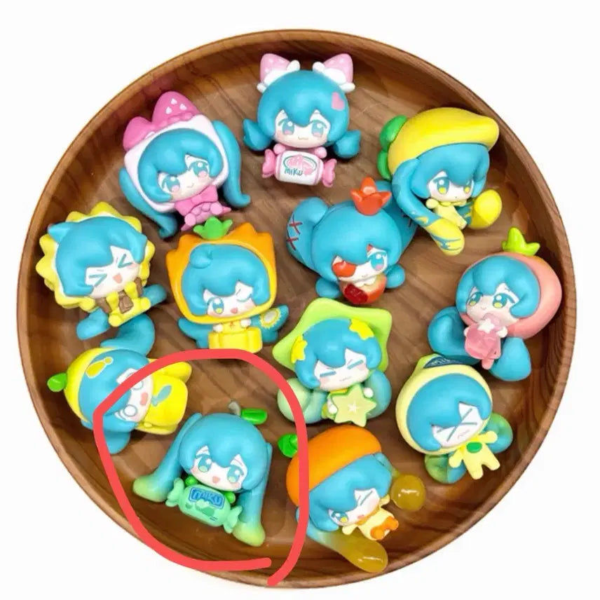 [BUNJANG] Hatsune Miku Apple Gacha Figure / 미쿠 사과 가챠 피규어