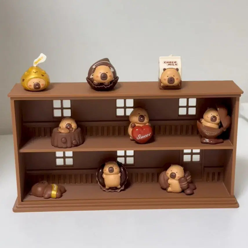 [BUNJANG] Capybara Chocolate Figure Set with Display Case / 카피바라 초콜릿 피규어 세트