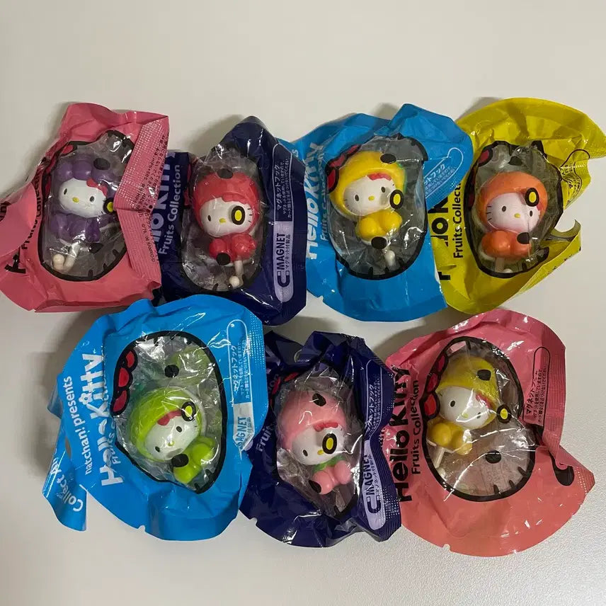 [BUNJANG] Vintage Kitty Fruit Magnet Bundle Set / 고전 키티 과일 마그넷 일괄