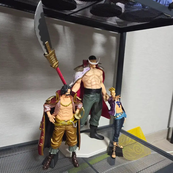 [BUNJANG] One Piece Figure Set: Gol D. Roger, Whitebeard, Marco / 원피스 피규어 골드 D 로저 흰수염 마르코