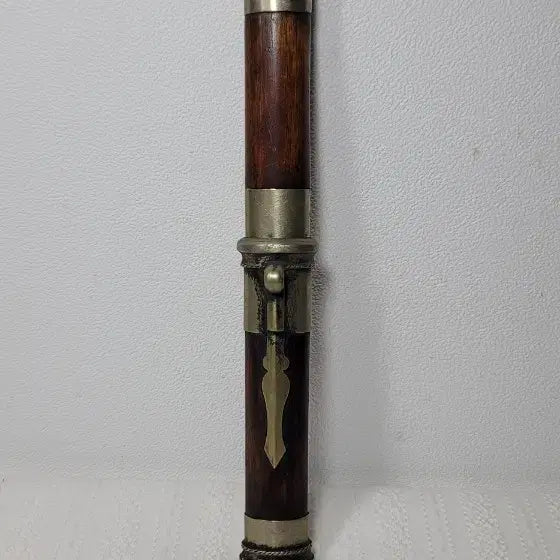 [BUNJANG] Korean Ceremonial Dagger (Eunjangdo) - Wood and White Brass Decoration / 은장도.민속품