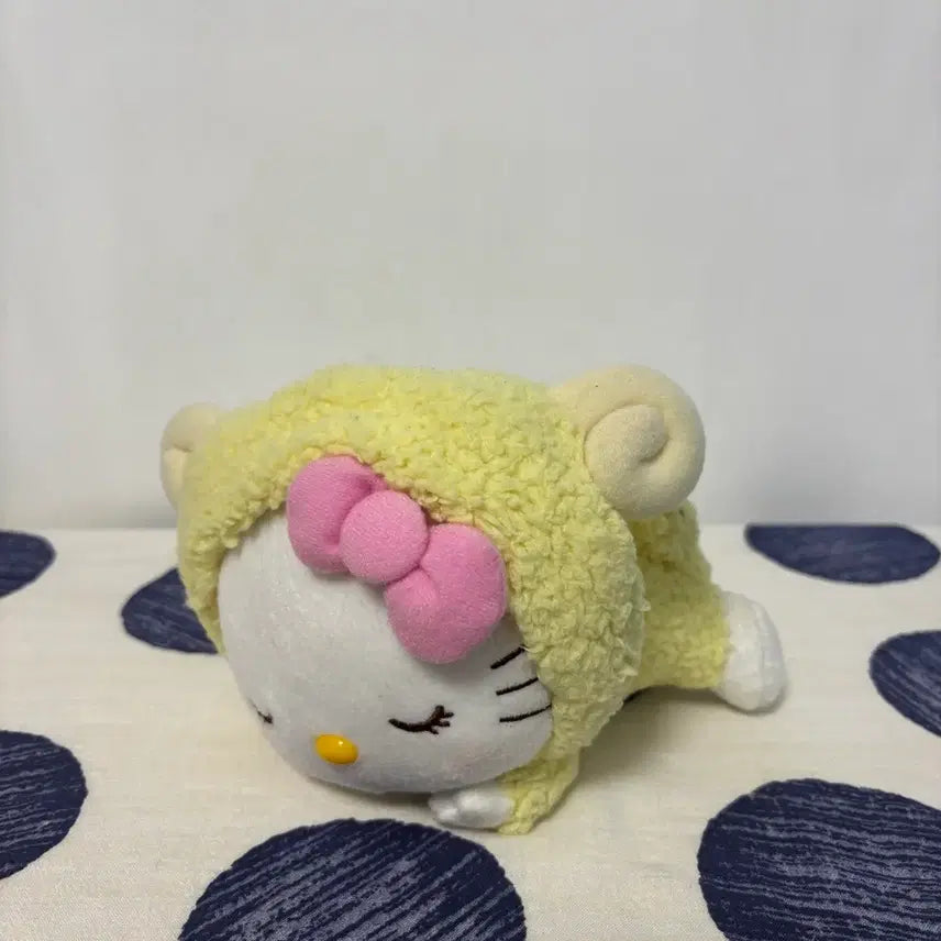 [BUNJANG] Sanrio 2014 Hello Kitty Cheeks Blush Plush / 고전 산리오 2014년 볼 발그레 양 키티 인형