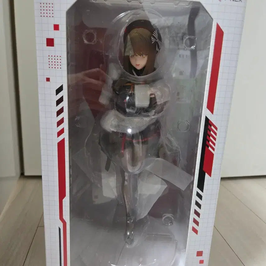 [BUNJANG] Nier: Automata Emma Figure / 니케 엠마 피규어 팝니다.