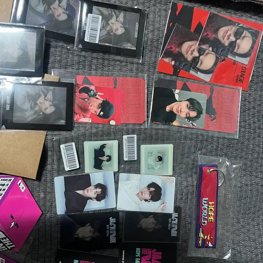 [BUNJANG] BTS J-Hope Concert &amp; Album POB Bundle Set / 방탄 bts 제이홉 j-hope 콘서트 특전 앨범특전  일괄