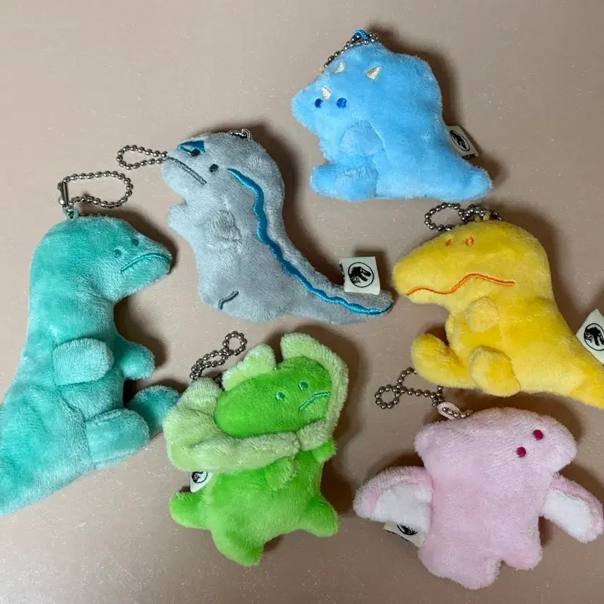 [BUNJANG] CGV Jurassic World Dinosaur Keyring 6-Piece Full Set / CGV 쥬라기월드 공룡 키링 6종 풀세트
