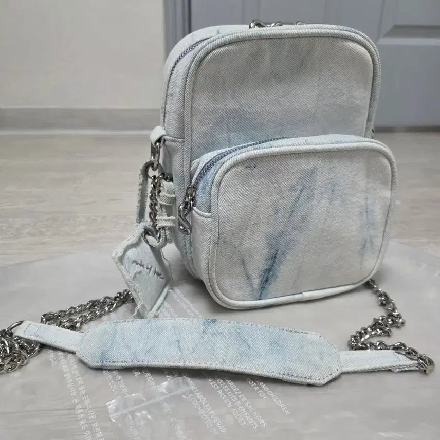 [BUNJANG] BTS J-Hope Side By Side Mini Bag / 방탄소년단 제이홉 사바사 가방 (bts side by side mini bag)