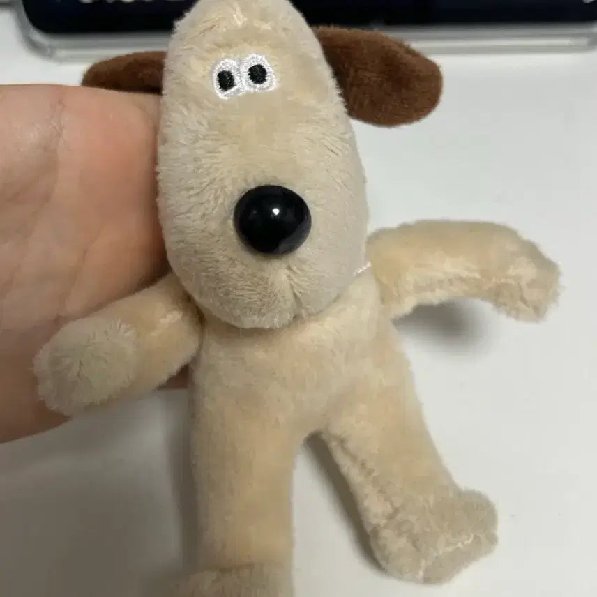 [BUNJANG] Gromit Plush Doll / 그로밋인형
