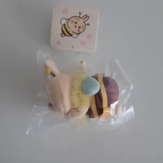 [BUNJANG] Chikawa Honeybee Usagi Mascot (Sealed) / 꿀벌 우사기 마스코트 미개봉 치이카와