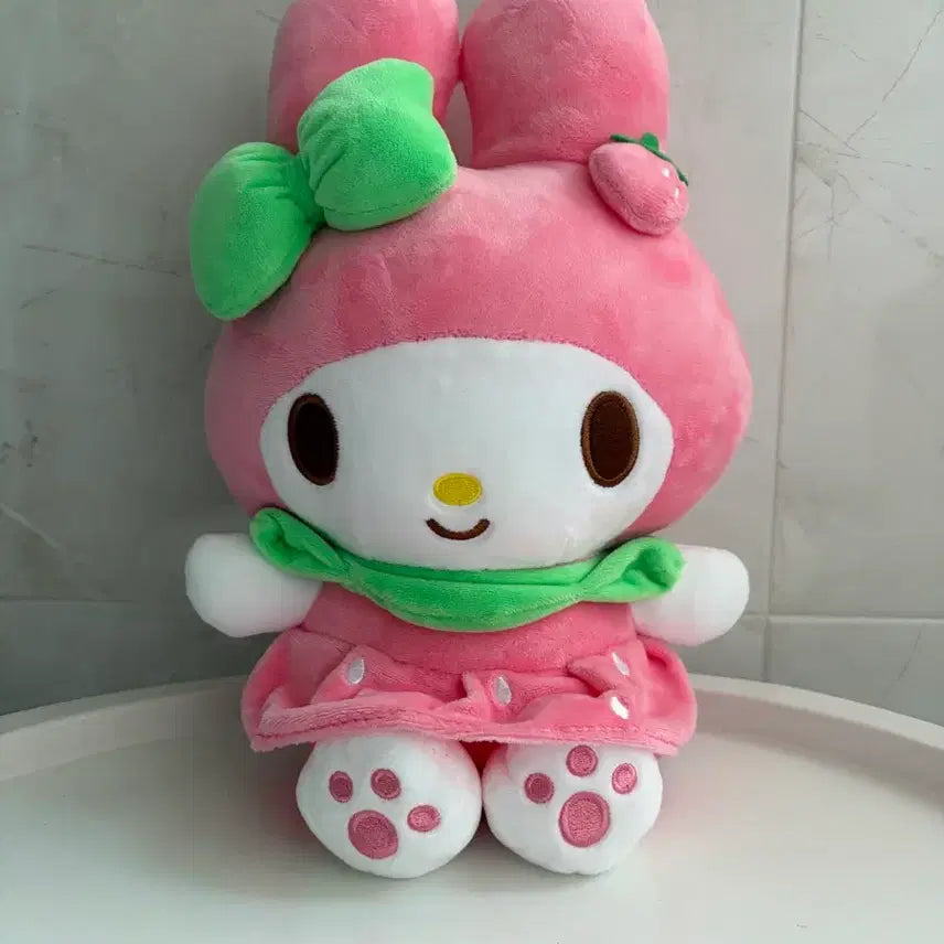 [BUNJANG] My Melody Strawberry Plush Doll (Medium Size) / 중형)마이멜로디 딸기 봉제인형