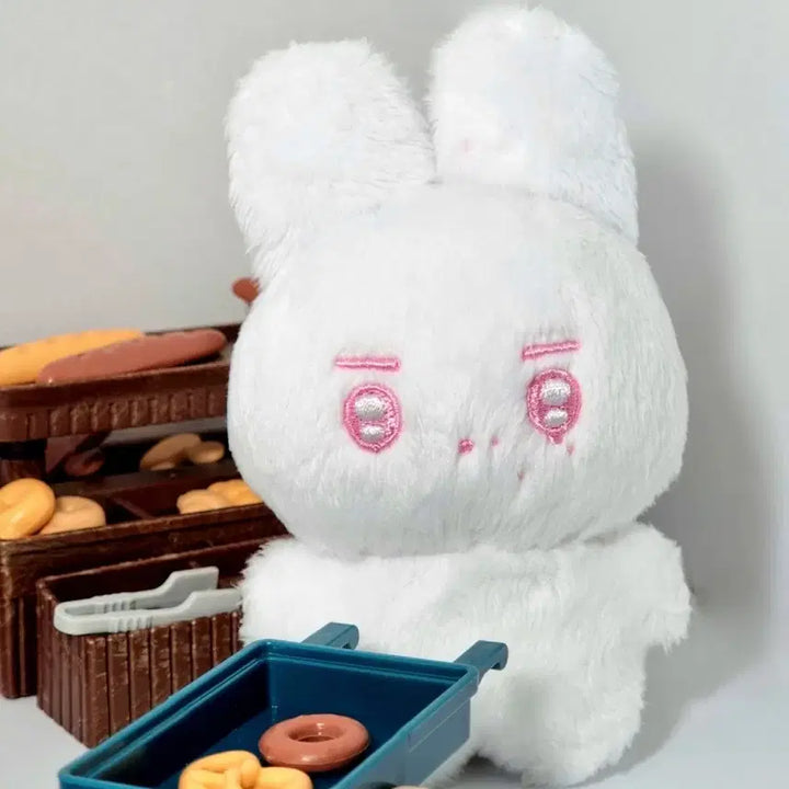 [BUNJANG] The Boyz Younghoon 10cm Bbang Bunny Doll Bundle Set (Sealed) / 더보이즈 영훈 인형 빵바니 미개봉 + 특전 일괄 양도 판매