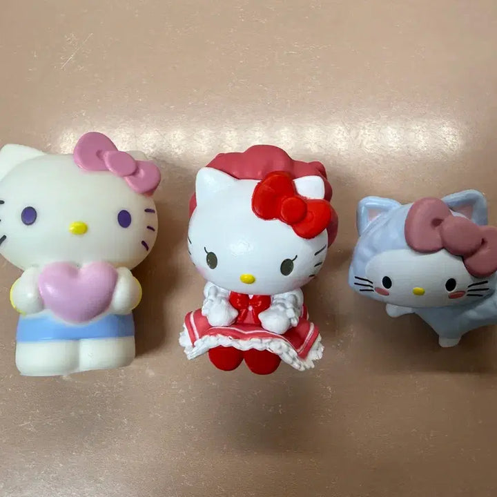 [BUNJANG] Sanrio Hello Kitty x Cardcaptor Sakura Gacha 3-Piece Set / 키티 가챠 3종 세트 카드캡터체리 키티 가챠