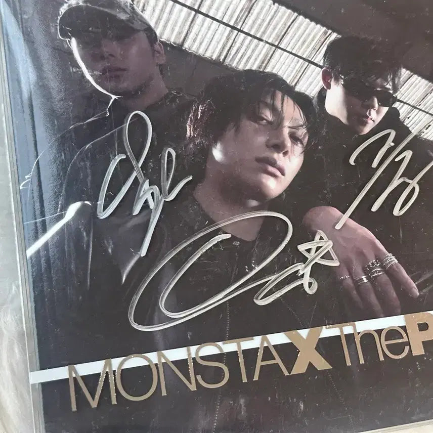 [BUNJANG] MONSTA X Autographed Album / 몬스타엑스 MONSTA X 친필 싸인 앨범