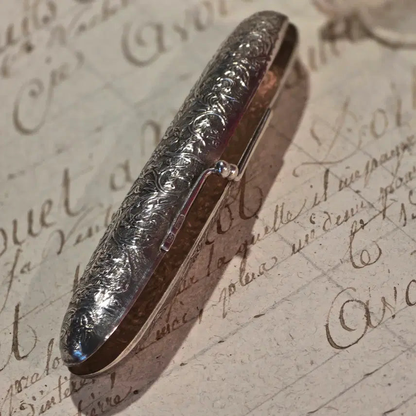[BUNJANG] Antique 925 Sterling Silver Floral Scroll Cigar Case / 앤틱 925 스털링 실버 시가 케이스