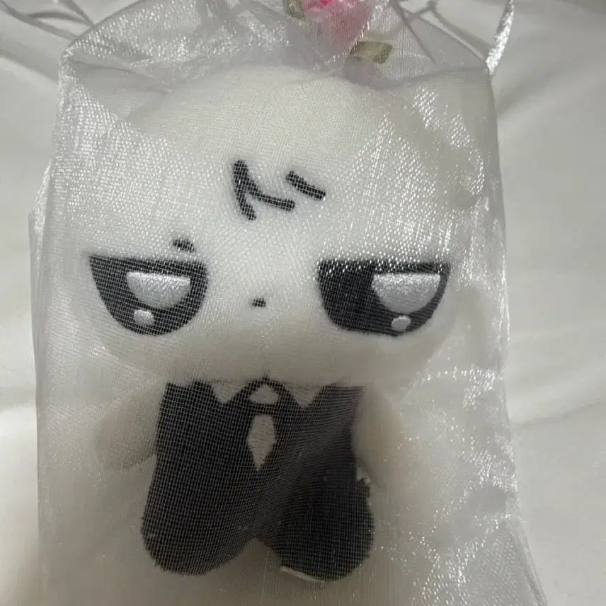 [BUNJANG] ENHYPEN Nicholas Butler Doll / 니콜라스 집사 인형 메이드인형 앤팀