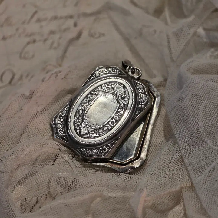 [BUNJANG] French Antique Silver Double Folding Mirror / 프렌치 앤틱 실버 더블 폴딩 미러