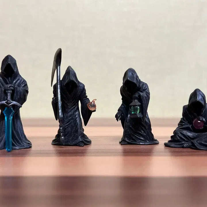 [BUNJANG] KesuWabe Ikaimono Otherworldly Being Grim Reaper Mini Figure Set / 이계의 존재/이카이노모노 사신 미니 피규어 4종 일괄 (가챠/캡슐토이)