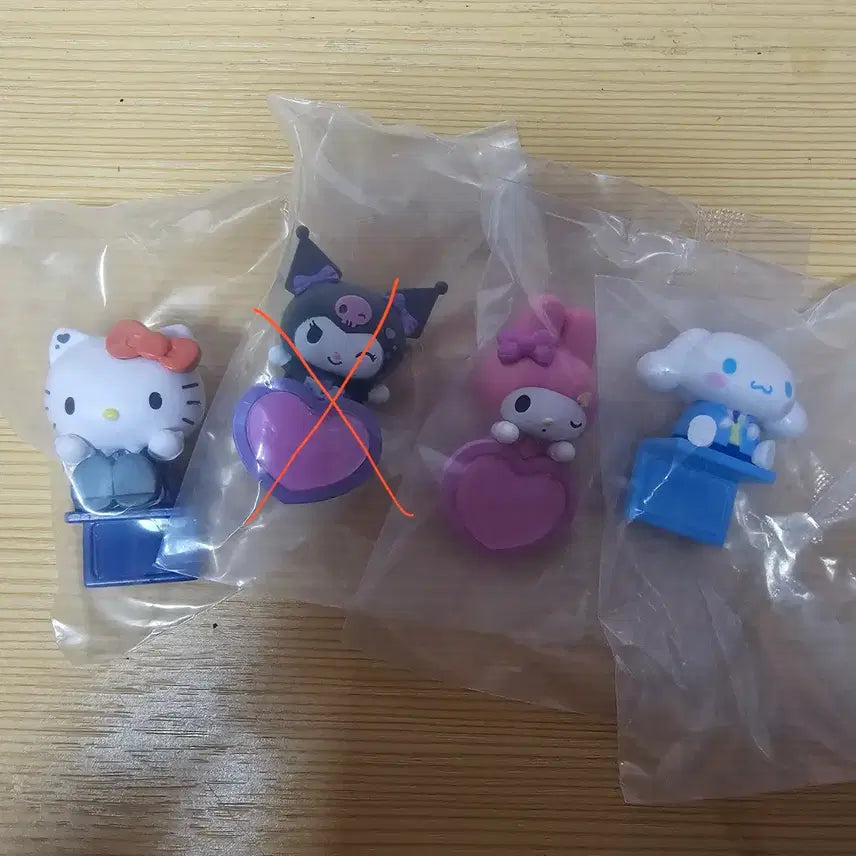 [BUNJANG] Olive Young Hello Kitty Mini Figure Hyper (Kitty/Cinnamoroll/My Melody) / 올리브영 헬로키티 미니 피규어 히퍼(키티/시나모롤/마멜 박스X)