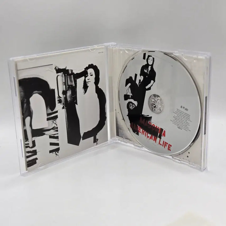 [BUNJANG] Madonna American Life (A188) CD / MUSIC 마돈나 Madonna American Life (A188)