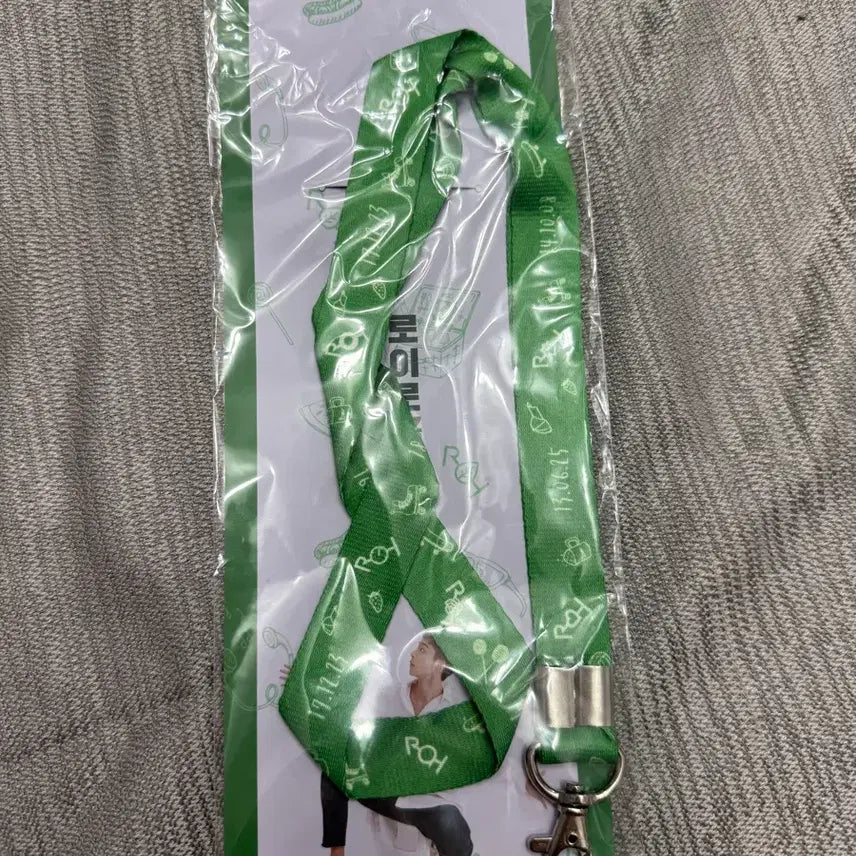 [BUNJANG] Roy Kim Lanyard Strap / 로이킴 랜야드 스트랩