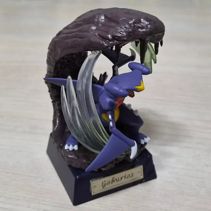 [BUNJANG] Pokemon Dragon Type Statue Garchomp Re-Ment Figure / 포켓몬 드래곤타입 스태츄 한카리아스 리멘트 피규어