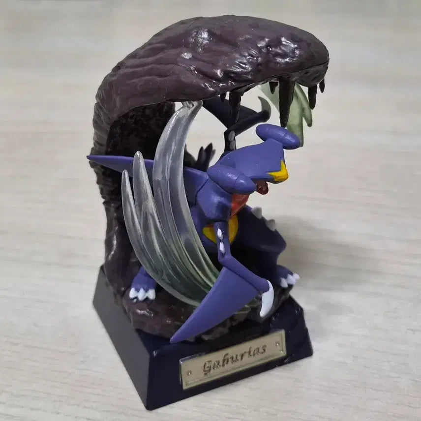 [BUNJANG] Pokemon Dragon Type Statue Garchomp Re-Ment Figure / 포켓몬 드래곤타입 스태츄 한카리아스 리멘트 피규어