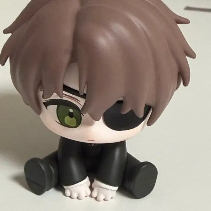 [BUNJANG] Gaedam Chulgeun Baek Sa-heon Sitting Figure / 괴담출근 백사헌 모두앉아 피규어