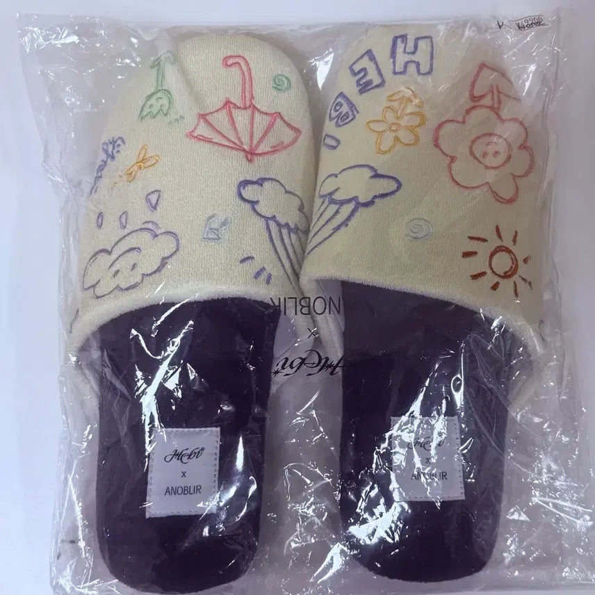 [BUNJANG] Hebi Annobleir Slippers / hebi 아노블리어 슬리퍼 팝니다