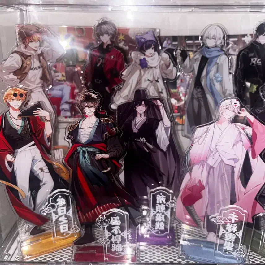 [BUNJANG] Scosisism Hanbok Winter Illustration Acrylic Stand Bundle Set / 스코시즘 한복, 겨울 일러 아크릴 스탠드 10개 일괄 원가 판매