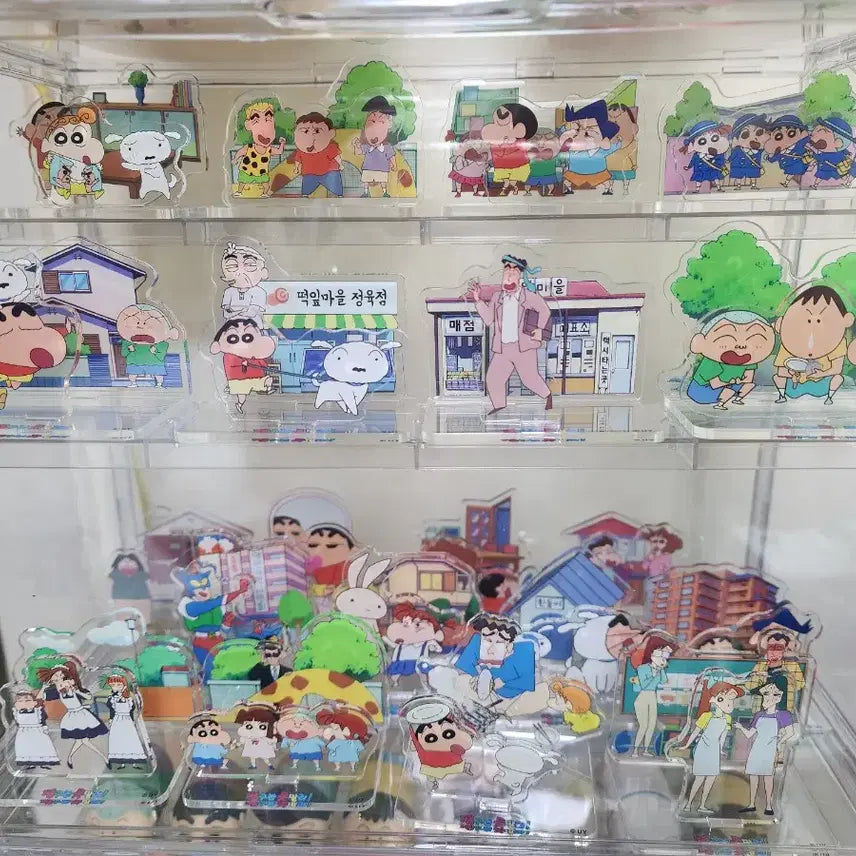 [BUNJANG] Crayon Shin-chan Acrylic Stand Set (16 Types) / 크레용신짱 아크릴 스탠드 16종