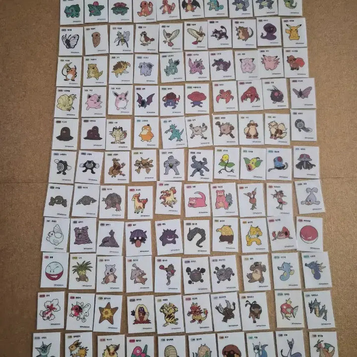 [BUNJANG] Pokemon Stickers Bundle Set (240 pcs) / 포켓몬 띠부씰 1,2세대,4,9세대,시즌1 중복없이240장 일괄판매합니다