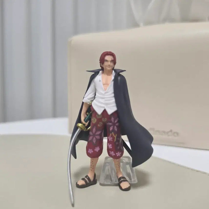 [BUNJANG] One Piece Shanks Figure / 원피스 샹크스 피규어