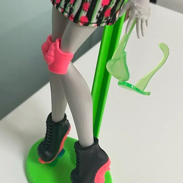 [BUNJANG] Monster High Ghoulia Yelps Roller Maze Doll / 몬스터하이 구울리아 옐프스 롤러 메이즈