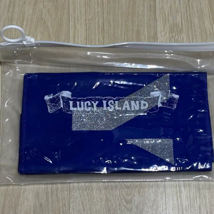 [BUNJANG] LUCY First Landing Official Slogan / 루시 LUCY 퍼스트랜딩 공식슬로건