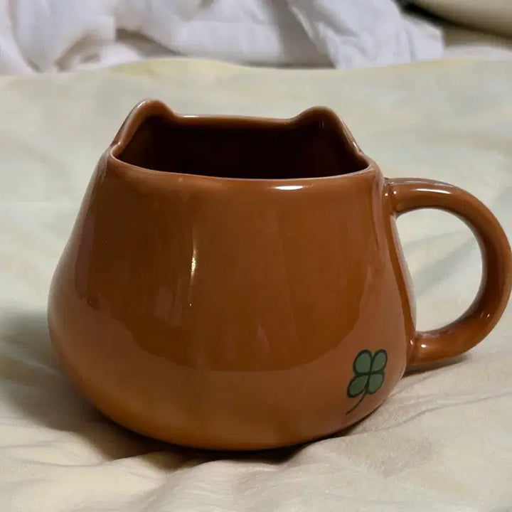 [BUNJANG] Classic Capybara Face Mug (Brown) / 고전 카피바라상 얼굴 머그컵 브라운