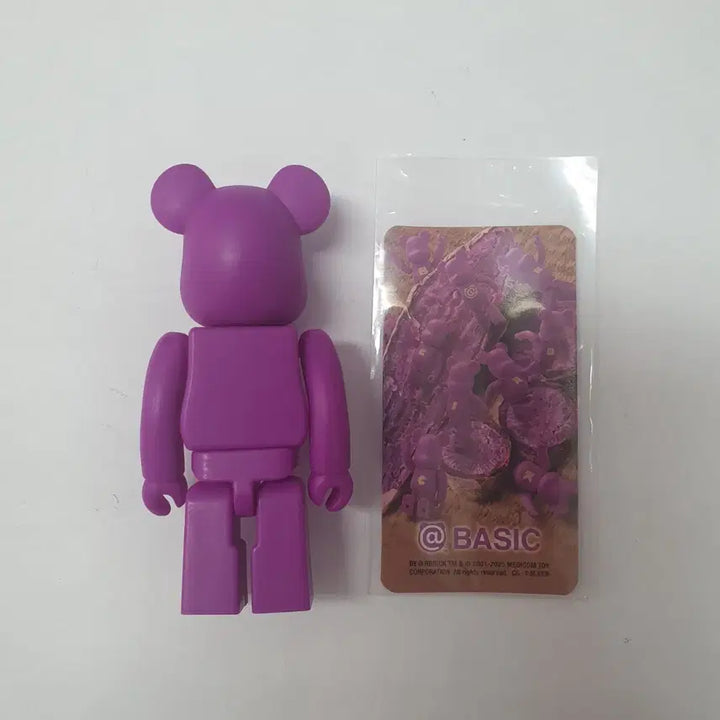 [BUNJANG] Bearbrick 50th Series Basic E / 베어브릭 50탄 베이집 e