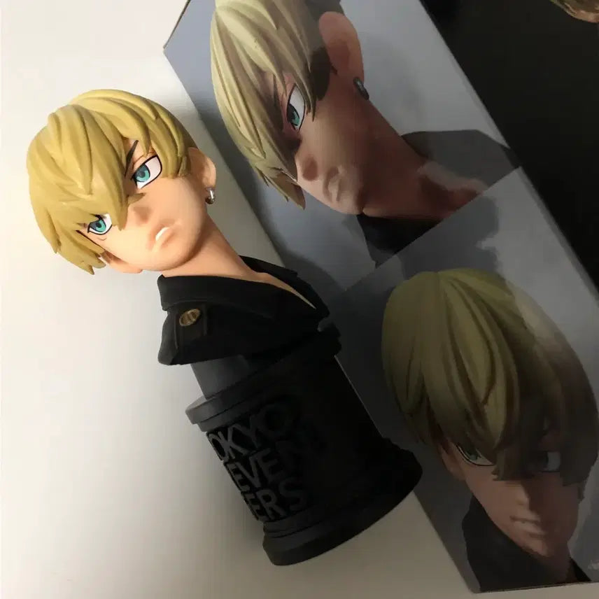 [BUNJANG] Tokyo Revengers Chifuyu Bust Figure / 도쿄리벤저스 도리벤 치후유 흉상 피규어 양도