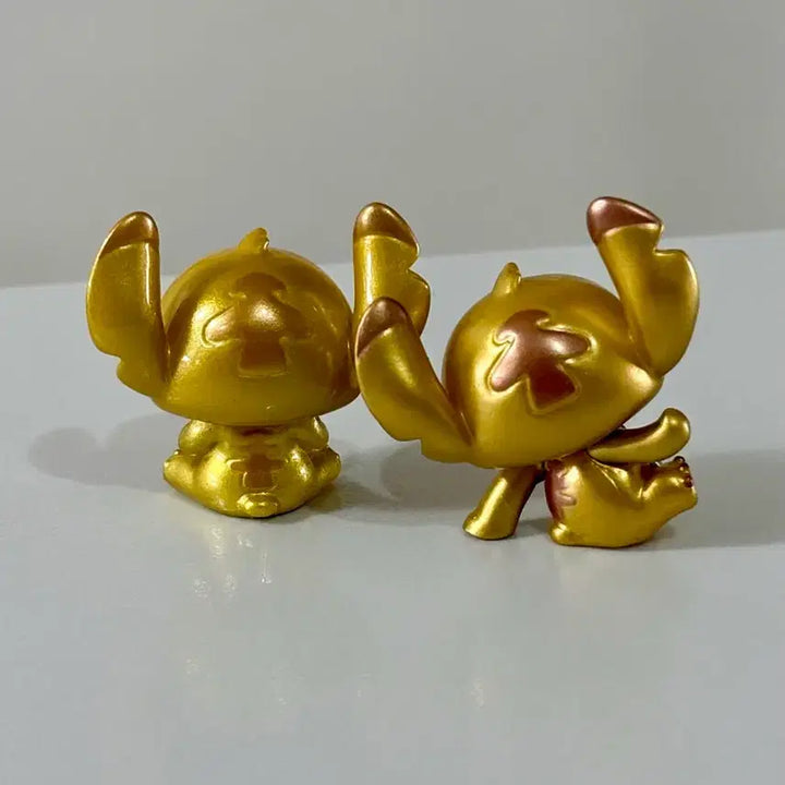 [BUNJANG] Disney &amp; Pixar Stitch Gold Mini Figure Set (2 Pieces) / 디즈니&amp;픽사 미니 피규어 스티치 피규어 골드 2개 세트
