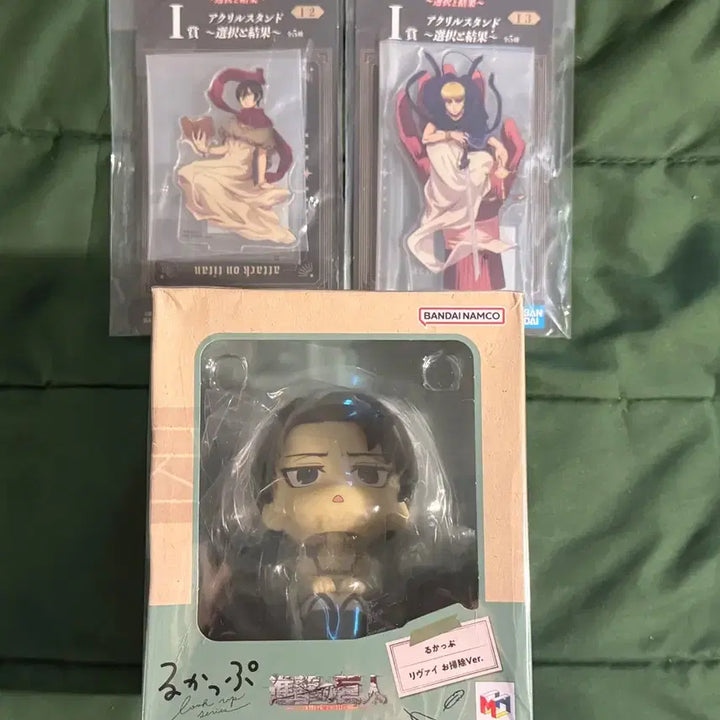 [BUNJANG] Attack on Titan Levi Look Up (Sealed) + Bonus Items / 리바이 룩업(미개봉)+덤
