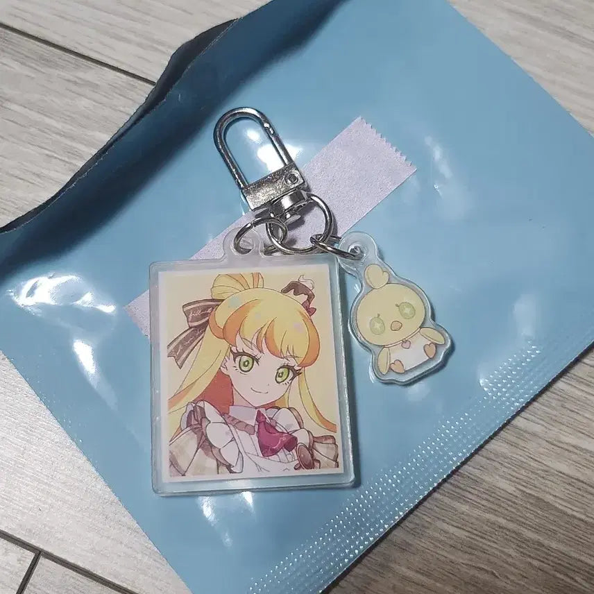 [BUNJANG] I-Pri Juriya Moaeku Acrylic Keyring / 원가이하)아이프리 주리아 모애쿠 아크릴 키링