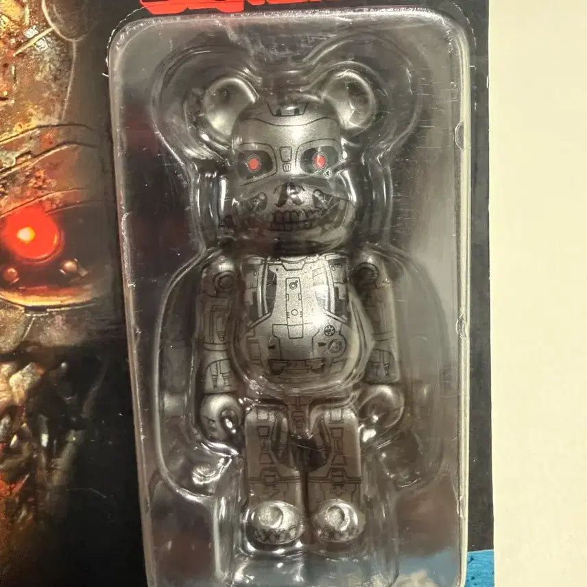 [BUNJANG] Terminator Salvation T-700 Bearbrick (Sealed) / 터미네이터 살베이션 T-700 베어브릭 미개봉